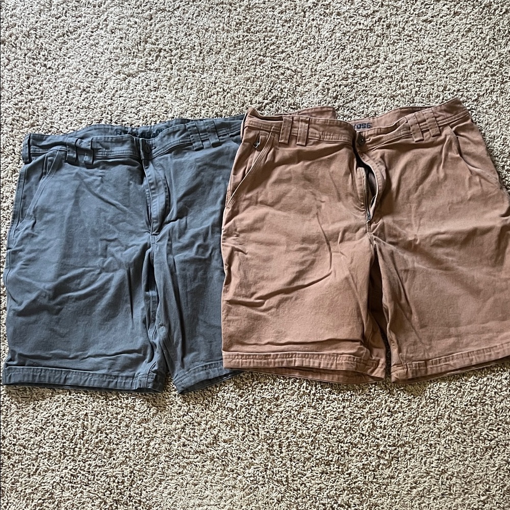 Duluth Trading Co Men's Flat Front Shorts - Gray and Brown